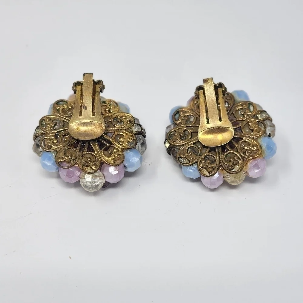 VINTAGE LAVENDER AND BLUE BEAD CLIP-ON EARRINGS - Picture 2 of 4